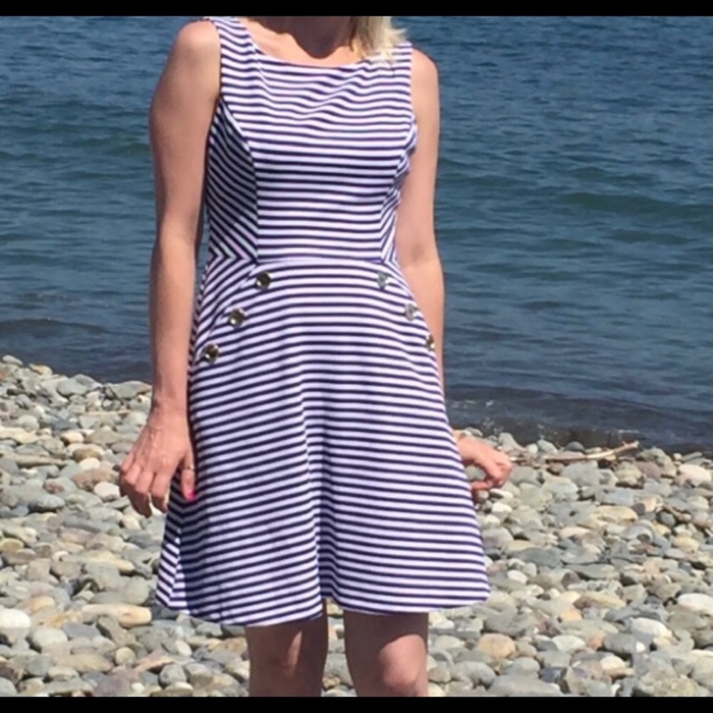 Jessica Simpson dress
